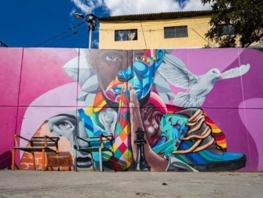 graffiti tour à la comuna 13 medellin