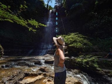 cascade juan curi, san gil, road-trip en colombie