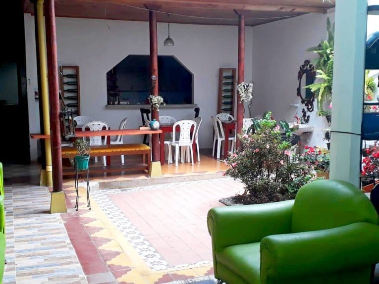 hostal romana à jardin en Colombie