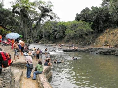Pozo Azul près de San Gil en Colombie