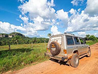 Contact agence pour louer une voiture avec chauffeur en Colombie