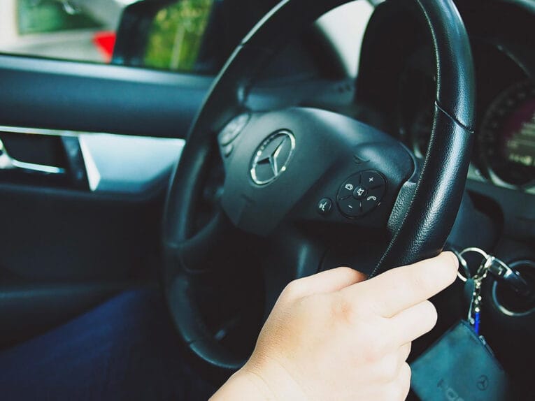 Transport privé à Medellin : chauffeur fiable et service sur mesure